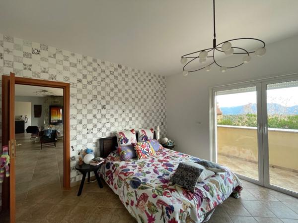 Corse du Sud - Porticcio, Villa contemporaine de 265 m2