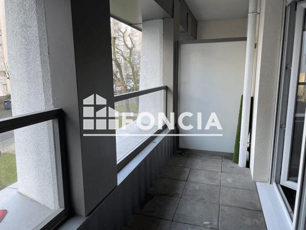 Location Appartement 3 pièces 67.61 m² - ANGLE J.MAILLOTTE / GENERAL DE GAULLE La Madeleine 59110