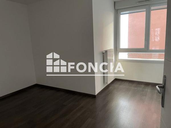 Location Appartement 3 pièces 67.61 m² - ANGLE J.MAILLOTTE / GENERAL DE GAULLE La Madeleine 59110