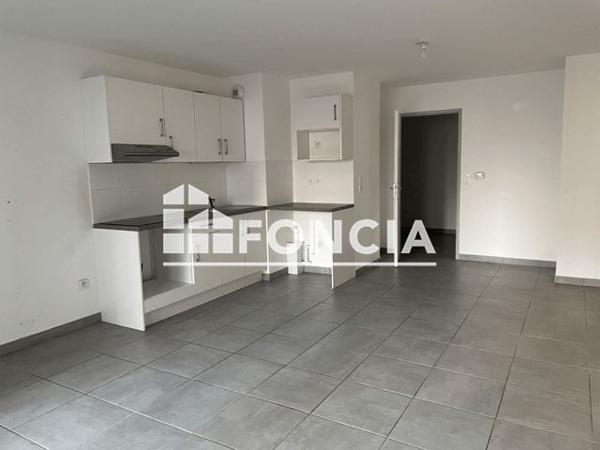 Location Appartement 3 pièces 67.61 m² - ANGLE J.MAILLOTTE / GENERAL DE GAULLE La Madeleine 59110