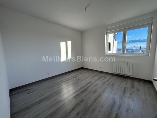 Nancy , sur les hauteurs appartement T2 avec vue dégagée