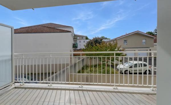 A VENDRE BASSE GOULAINE CENTRE BOURG T3 AVEC BALCON