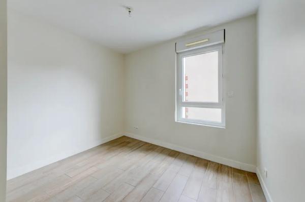 A VENDRE BASSE GOULAINE CENTRE BOURG T3 AVEC BALCON