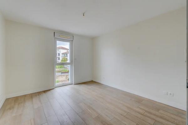 A VENDRE BASSE GOULAINE CENTRE BOURG T3 AVEC BALCON
