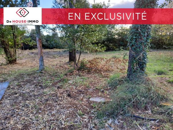 Terrain à vendre de 1 300 m²
