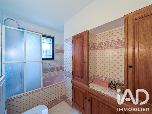 Maison à vendre 4 pièces 135 m² Saint-Vallier-de-Thiey