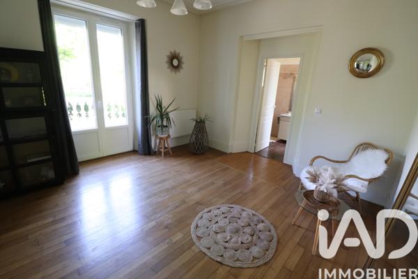 Maison à vendre 10 pièces 305 m² Montereau-Fault-Yonne