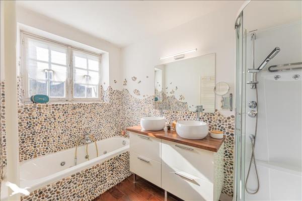 Maison à vendre |  Pocé-sur-Cisse |  5 pièces | 162 m²