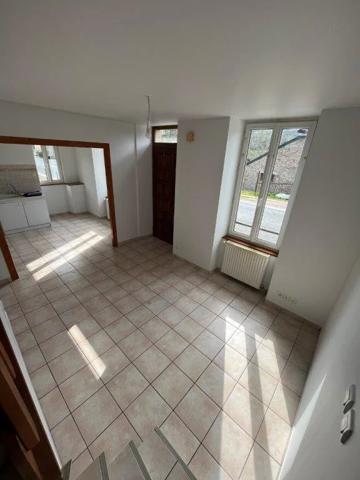 Appartement à louer à Pruines (12320)