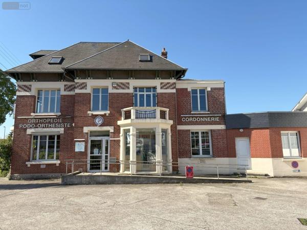 Maison à louer à Eu en Seine-Maritime (76260), ref : 76041/124   
Place Albert 1er