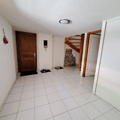 A VENDRE PLATEAU DE SAULT MAISON / AUCUN TRAVAUX / 3 CHAMBRES / GARAGE