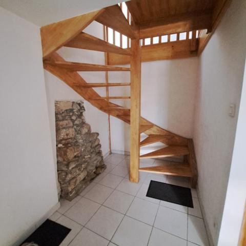 A VENDRE PLATEAU DE SAULT MAISON / AUCUN TRAVAUX / 3 CHAMBRES / GARAGE