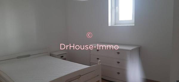 Appartement à louer 3 pièces de 71 m²