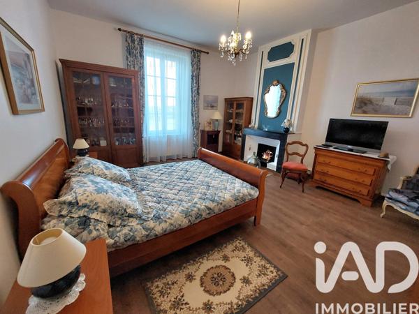 Maison à vendre 6 pièces 208 m² Pineuilh