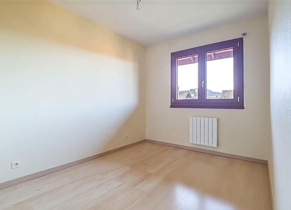 EXCLUSIVITÉ : Grand T3 Lumineux à Vendre à Bons-en-Chablais - Proximité Gare Léman Express