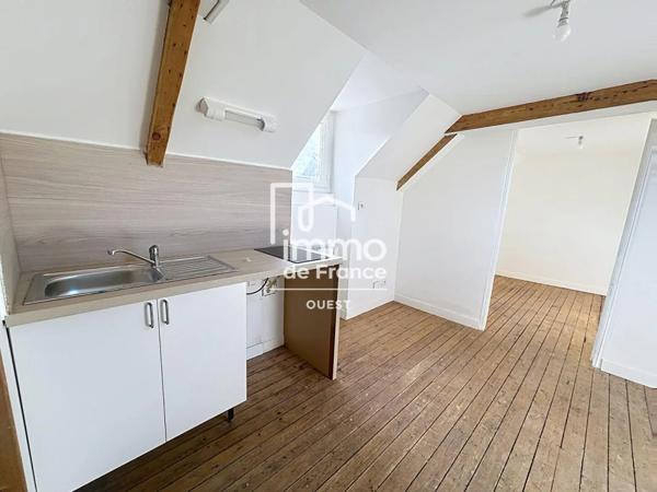 Immeuble à vendre à Laval (53000)