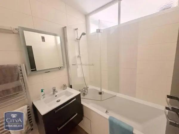 Appartement à louer 1 pièce 32.9m² Paris 16e Arrondissement (75016)