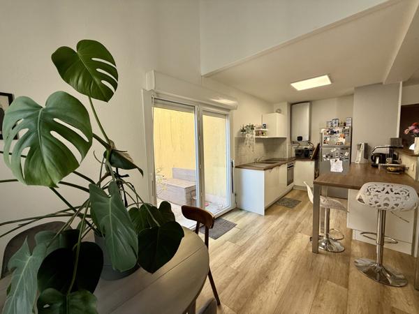 Saint-Fons (69190) APPARTEMENT T3 AVEC TERRASSE GARAGE