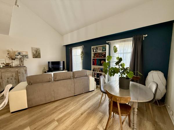 Saint-Fons (69190) APPARTEMENT T3 AVEC TERRASSE GARAGE