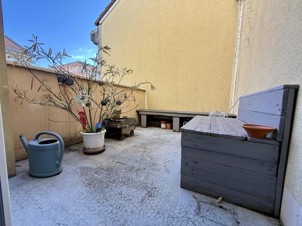 Saint-Fons (69190) APPARTEMENT T3 AVEC TERRASSE GARAGE