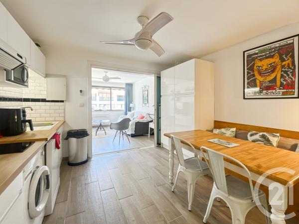 Appartement T2 à vendre  2 pièces - 33,29 m2 BANDOL - 83