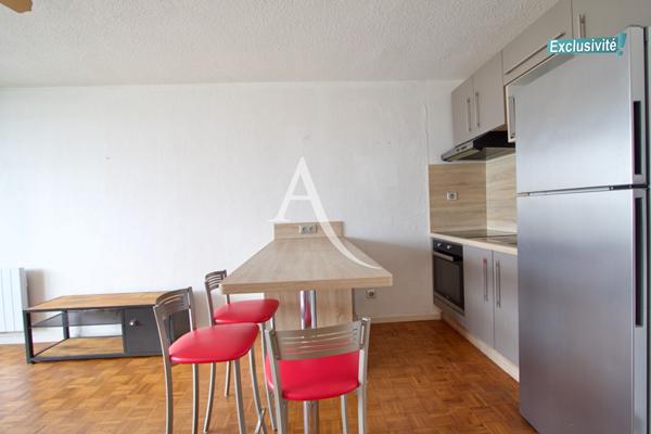 MONTPELLIER ESTANOVE - SUPERBE T2 MEUBLÉ DE 37 M2 AU 7E ET DERNIER ÉTAGE AVEC ASCENSEUR, AVEC TERRASSE ET STATIONNEMENT PRIVATIF DANS RÉSIDENCE SÉCURISÉE