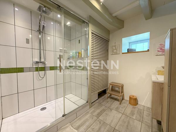 MOREAC - Charmante longère à vendre, 4 chambres, joli jardin de 1790 m² et ses dépendances