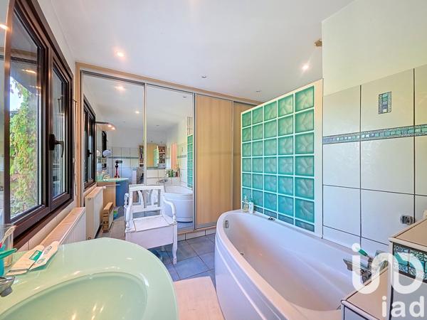 Maison à vendre 9 pièces 200 m² Moulins