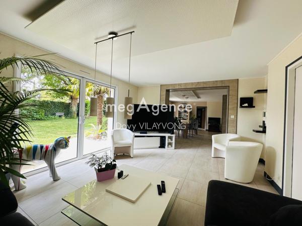 Maison à CHOLET, 49300 - 10 pièces 173m²