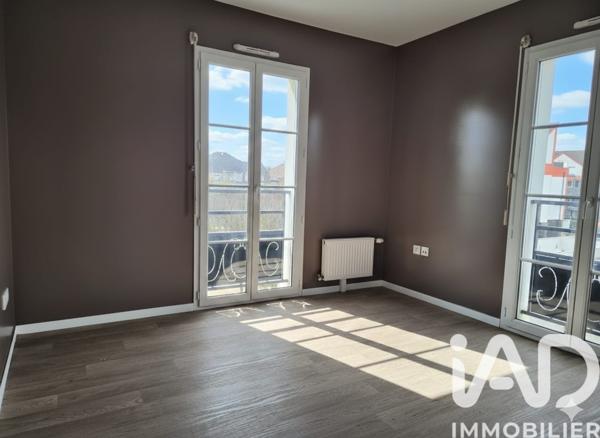 Appartement à vendre 3 pièces 64 m² Saint-Pierre-du-Perray