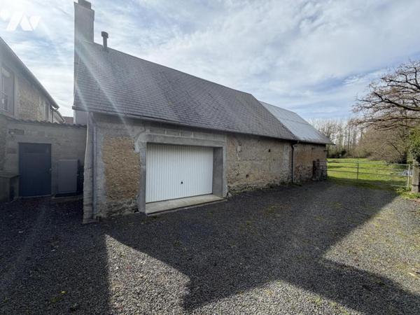 Maison d'habitation de 110m² avec 8160m² de terrain et dépendances 