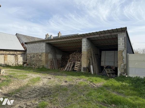 Maison d'habitation de 110m² avec 8160m² de terrain et dépendances 