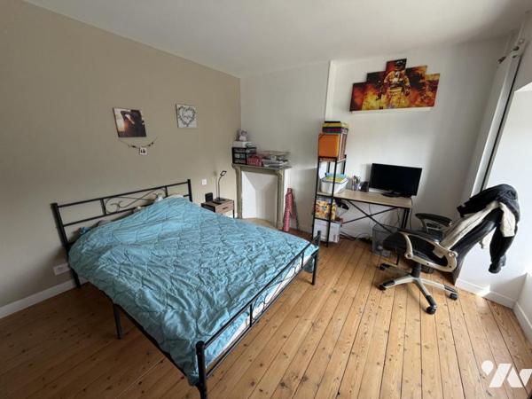 Maison d'habitation de 110m² avec 8160m² de terrain et dépendances 