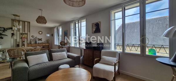 LANDERNEAU en centre ville ! Appartement  T4 rénové de 95m²