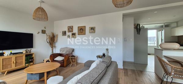 LANDERNEAU en centre ville ! Appartement  T4 rénové de 95m²