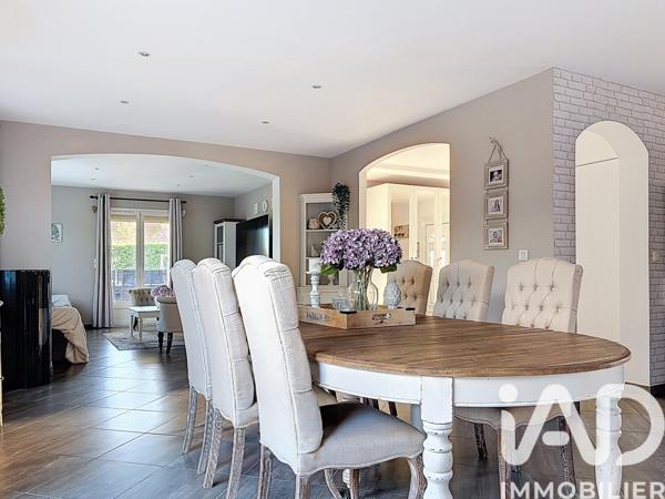 Maison à vendre 6 pièces 165 m² Mévoisins