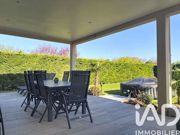 Maison à vendre 6 pièces 165 m² Mévoisins