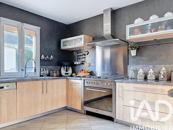 Maison à vendre 6 pièces 165 m² Mévoisins
