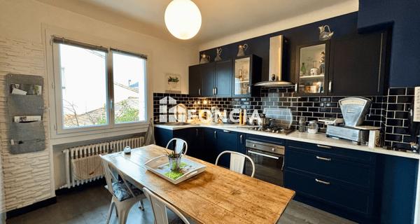 À vendre Maison 6 pièces 188 m² - Niort 79000