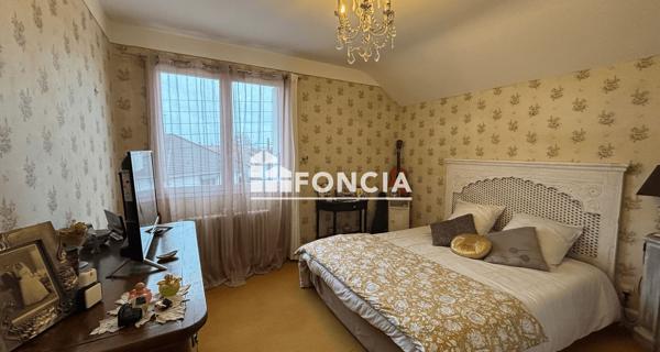 À vendre Maison 6 pièces 188 m² - Niort 79000