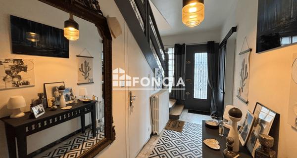 À vendre Maison 6 pièces 188 m² - Niort 79000