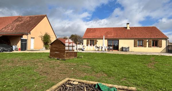 À vendre Maison 5 pièces 100 m² - Fresnay-sur-sarthe 72130