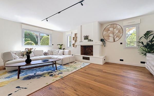 Maison à vendre    6 pièces •  Anglet