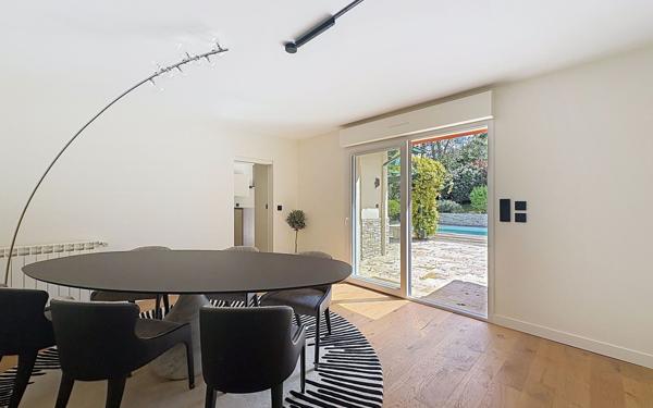 Maison à vendre    6 pièces •  Anglet