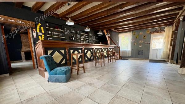 Maison Les Montils 10 pièce(s) 220 m2