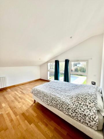 Rare à la vente! Belle propriété à 500m de la mer