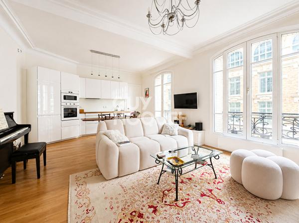 Appartement de charme de 43m2 entièrement rénové par architecte ? Paris 5e