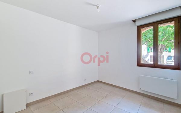 Appartement à louer    3 pièces •  Saint-Féliu-d'Avall