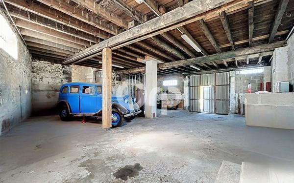 Maison à vendre    1 pièce •  Chancelade