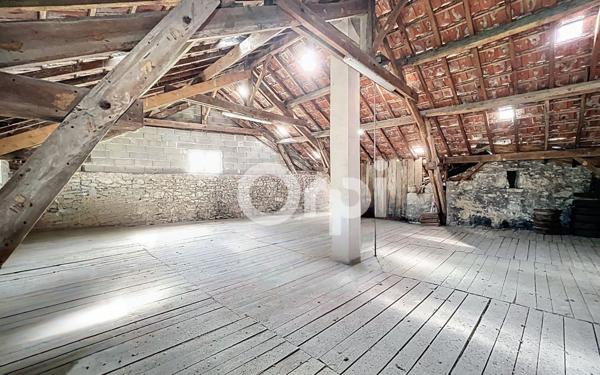 Maison à vendre    1 pièce •  Chancelade